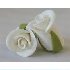 Sugar Flower White Rosebud Mini