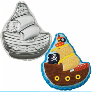 Cake Tin Pirate Ship