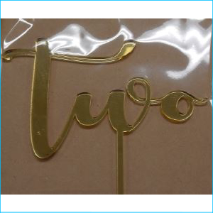Cake Topper Two Gold